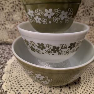 Pyrex Crazy Daisy Spring Blossom Mixing Bowl Set
